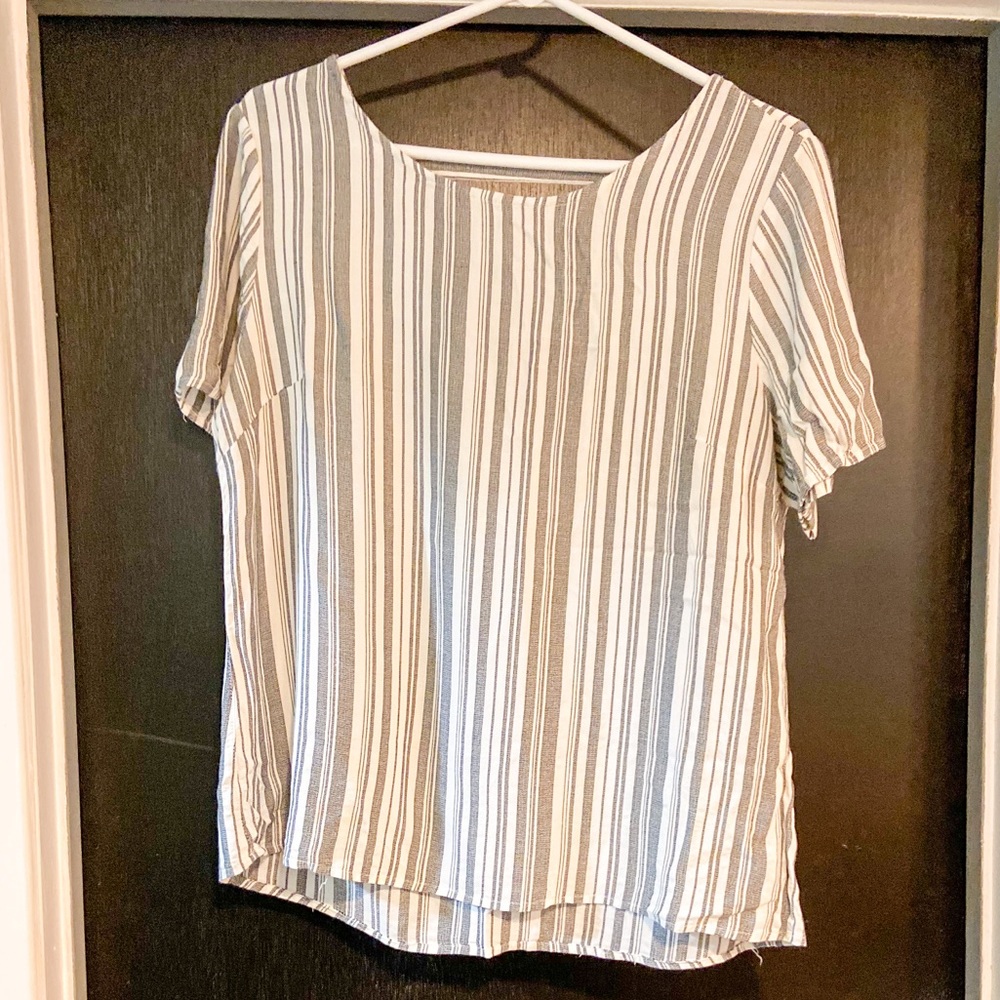 Dynamite Striped V-neck back Blouse